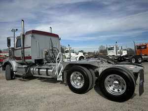 Potente Camión Tractor de 10 Ruedas 6x4 Diésel, Camión de Carga Pesada para Logística y Transporte por Carretera - Product Image 2