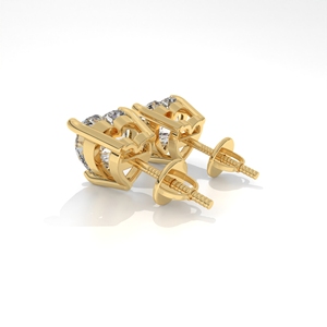 Pendientes de Diamantes Solitarios en Forma de Corazón Cultivados en Laboratorio en Oro Amarillo |   Pendientes Románticos de Diamantes Minimalistas de Tres Puntas para Mujer - Product Image 3