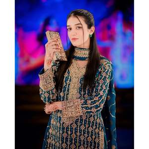 Magnifique haut brodé Plazzo Dupatta pour femmes pour les fêtes - Product Image 2