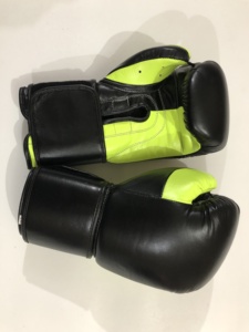 Guantes de Boxeo de Cuero Vacuno Genuino con Logotipo Personalizado, Guantes Profesionales de Entrenamiento, Sparring y Golpeo para Gimnasio, Kickboxing, MMA, Fabricante - Product Image 2