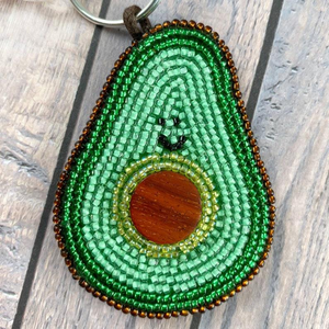 Llavero de bordado con cuentas hecho a mano y ecológico MULTI CRAFT, accesorios y dijes para bolsos con cuentas de semillas y diseños festivos - Product Image 4