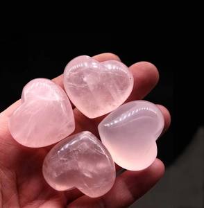 2025 último tallado pulido cuarzo rosa hinchado corazón piedra preciosa piedra poderosa para curación emocional meditación amor a granel - Product Image 1