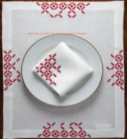 Serviettes brodées à la main. Produit d'exportation européen. Nous acceptons les commandes en gros.