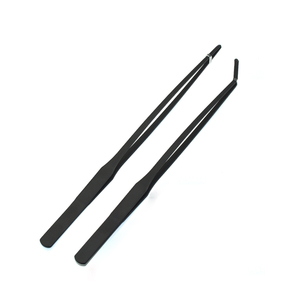 Kit d'outils d'aquascaping 6-en-1 de haute qualité avec revêtement noir, comprenant des pinces, des ciseaux, une spatule à sable et un grattoir à algues - Product Image 6