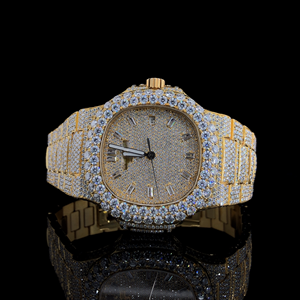 Montre de luxe à quartz personnalisée avec diamants Moissanite, style Hip Hop, pour homme et femme, disponible à la vente, exportateur indien - Product Image 1