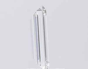 เพชร CVD ทรงบาแก็ตต์ ขนาด 0.51 กะรัต ถึง 3.01 กะรัต ผลิตในห้องปฏิบัติการ ได้รับการรับรองจาก IGI ขัดเงาด้วยมือในอินเดีย สำหรับทำเครื่องประดับ สำหรับแหวน - Product Image 3