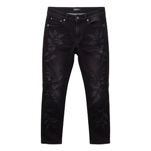 Vaqueros negros rasgados y desgastados para hombre, corte recto, ajuste medio-estrecho, con agujeros en las rodillas, lavado enzimático, estilo urbano, casual, motero, personalizados OEM - Product Image 3