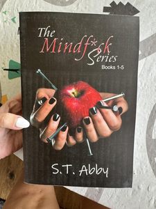 Série Mindfuck - Nouvelle couverture par S.T. Livre broché d'Abby, best-seller pour adultes - Product Image 5