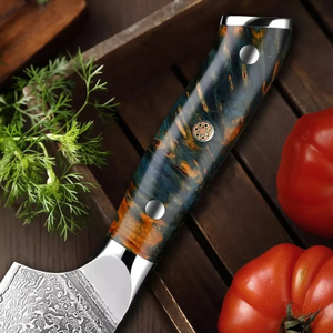 Coffret de couteaux de chef LEGACY BLADES professionnels en acier Damas 67 couches, 7 pièces, manche en résine, faits à la main, ultra-affûtés et durables - Product Image 2