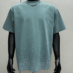 เสื้อยืดลำลองผู้ชายสไตล์สตรีท พิมพ์ลายดิจิทัล คอโอเวอร์ไซส์ ระบายอากาศได้ดี ผ้าฝ้าย 100% - Product Image 5