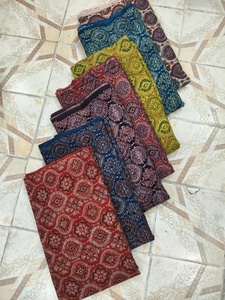 Tissu en coton de luxe 60x60 ajrakh imprimé à la main, doux et respirant, pour vêtements ethniques, fournisseur en gros pour l'exportation - Product Image 4