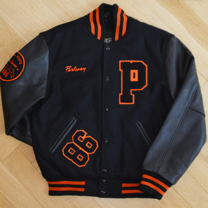 Chaqueta Universitaria Personalizada para Béisbol y Fútbol Americano - Product Image 1