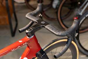 จัดส่งฟรี จักรยานเสือหมอบ FACTOR OSTRO VAM 2.0 ULTEGRA Di2 รุ่นอุตสาหกรรมและ DIY ปี 2025 - รับประกัน 3 ปี - Product Image 2