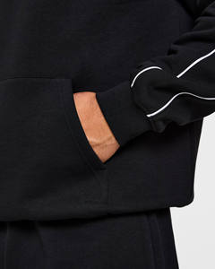 Sweat-shirt et pulls noirs surdimensionnés de haute qualité avec passepoil, en coton mélangé respirant, style streetwear pour homme, avec poche kangourou - Product Image 3