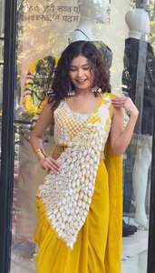 ผ้าซารีขนสัตว์เทียมสำหรับผู้หญิง ดีไซน์ลายดอกไม้ ปักเลื่อม งานฝีมือประณีต พร้อมสำหรับงานปาร์ตี้ ระบายความชื้นได้ดี คุณภาพพรีเมียม สวยสง่า ดูดีแบบดั้งเดิม - Product Image 6