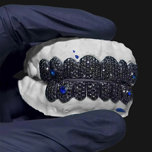 Meilleur prix pour Grillz dentaire personnalisé en argent 925, style Hip Hop, serti de diamants Moissanite, bijoux dentaires en argent - Product Image 2