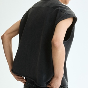 เสื้อผ้าออกกำลังกายลำลองผู้ชายคุณภาพสูง ผลิตตามสั่ง OEM ผ้าถัก ระบายอากาศ แห้งเร็ว สไตล์วินเทจ ผ้าฝ้าย 100% น้ำหนัก 80 กรัม - Product Image 4
