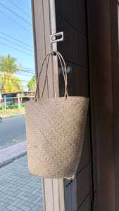 Bolso Tote Tejido de Paja con Bordado a Mano de Color Sólido Estilo Vintage, el Más Vendido en Indonesia, con Forro de Poliéster y Parte Superior Abierta - Product Image 5