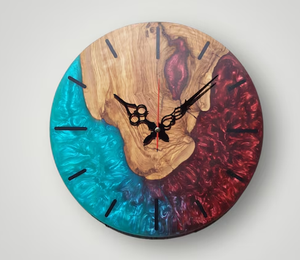 Horloge murale artisanale en bois et résine époxy de qualité supérieure, idéale pour les cadeaux et la décoration intérieure, objet décoratif de haute qualité pour restaurant et hôtel - Product Image 1
