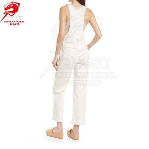 Salopette en jean élégante pour femme, coupe droite décontractée, poches de rangement fonctionnelles, tissu respirant, mode moderne - Product Image 3