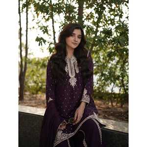 Ensemble de tenue de soirée en mousseline de soie avec broderie et travail de paillettes, tenue de mariage élégante - Product Image 4