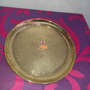 Bandeja Mandi Thal de latón hecha a mano, tradicional para la decoración de festivales y como regalo de boda. - Product Image 2