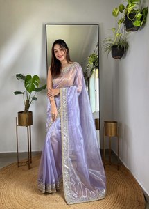 ส่าหรีสีชมพูส้มปักลายทอง ชุดแต่งงานแบบดั้งเดิมของอินเดียสำหรับผู้หญิง ความยาวระดับพื้น ทรงปกติ แห้งเร็ว ใส่ได้ทุกฤดู - Product Image 5