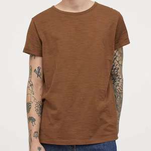 เสื้อยืดผู้ชาย คอตตอน 100% แขนสั้น คอกลม สีพื้น ขายส่งจากโรงงาน รับผลิตตามจำนวน เสื้อยืดผู้ชายสำหรับขาย - Product Image 2