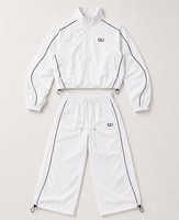 Coupe-vent utilitaire unisexe personnalisé en nylon imperméable avec empiècements en maille et passepoil contrastant, survêtement léger style streetwear, logo personnalisé