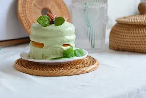 Posavasos de ratán elegantes hechos con fibras naturales ecológicas, perfectos para bodas rústicas, fiestas en casa y decoración de mesas de comedor. - Product Image 5