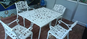 White Cast Metal Outdoor Dining Set Round <b>Table</b> with 4 Chairs Traditional Design Durable Garden Furniture for Patio <b>Balcony</b> - Product Image 4