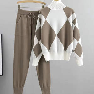 ชุดเซ็ต 2 ชิ้น เสื้อสเวตเตอร์ถักลายพิมพ์ลำลองสำหรับผู้หญิง แฟชั่นเกาหลี คอสูง สไตล์กอล์ฟ ชุดกีฬาฤดูใบไม้ร่วงฤดูหนาว ผ้าฝ้าย 100% - Product Image 6