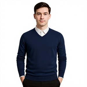 เสื้อสเวตเตอร์คอวีผู้ชาย ผ้าฝ้าย 100% ทรงเข้ารูป สไตล์ลำลองทางธุรกิจ แขนยาว สีพื้น ระบายอากาศได้ดี รับผลิตแบบ OEM - Product Image 1