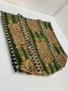 Bolsa de Tela Acolchada Kantha con Motivo de Tigre, Acolchada a Mano, de Algodón Reciclado, Plegable, con Cinta y Cuerda para Llevar, para Uso Diario y Viajes - Product Image 2