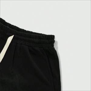 Shorts de Mezclilla Unisex con Pedrería, Estilo Urbano, Desgastados, Moda Verano, Casual, Venta al Por Mayor - Product Image 4