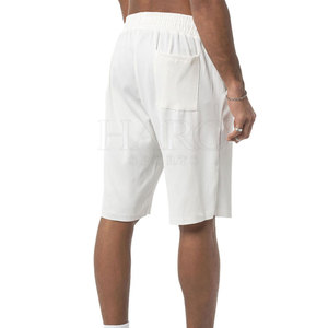 Conjunto de camiseta y pantalones cortos de moda urbana, tela suave y transpirable para uso casual de verano y viajes. - Product Image 5
