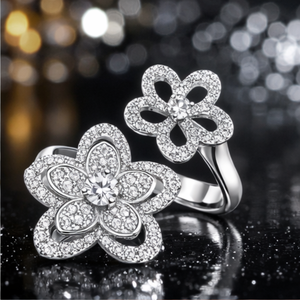 Anillo de Plata 925 con Baño de Rodio, Diseño de Lujo Atractivo, Clásico con Racimo de Flores y Diamantes Moissanite, para Aniversario - Product Image 4