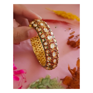 กำไลข้อมือดีไซน์เนอร์แบบโบราณคุณภาพพรีเมียม ประดับด้วยงาน Kundan Meenakari ชุบทองแบบดั้งเดิม เหมาะสำหรับเจ้าสาวในงานแต่งงานสำหรับผู้หญิง - Product Image 4