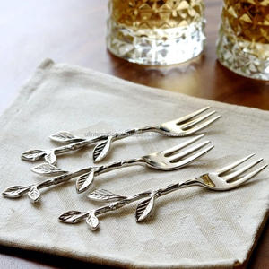 Juego de cubiertos de metal y latón para restaurante, cuchara, tenedor, cuchillo, cubiertos dorados de acero inoxidable para tamaño personalizado y venta - Product Image 3