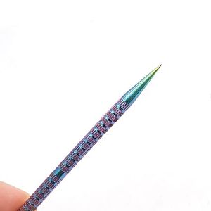 Juego de Herramientas de Precisión de Doble Punta de Acero Inoxidable para Limpieza de Uñas y Cuidado de Cutículas con Acabado Iridiscente y Texturizado - Product Image 3