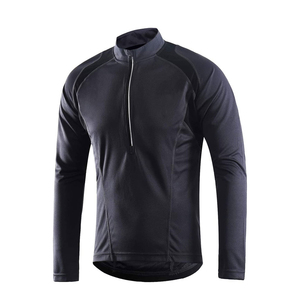 Jersey de Ciclismo Personalizado para Hombre con Bajo de Silicona Antideslizante para un Ajuste Seguro Durante el Ciclismo, Jersey de Ciclismo Elegante - Product Image 1