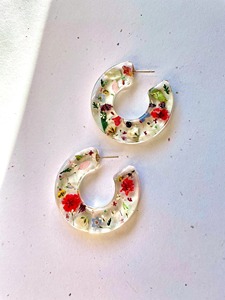 Pendientes de Resina Hipoalergénicos, Pendientes de Resina Amigables con la Piel, Pendientes de Resina de Color Sólido, Artículo de Resina para Uso en Fábrica y Venta al Por Mayor Personalizada - Product Image 2