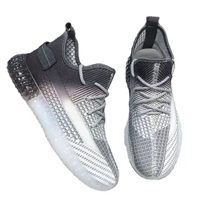 ग्रीष्मकालीन नए सांस लेने योग्य ग्रेडिएंट स्पोर्ट्स जूते कोरियाई संस्करण बहुमुखी रनिंग डैड जूते