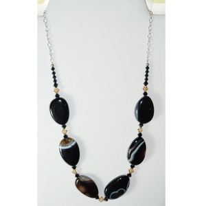 Collar de Resina APEX ALIGN, Hecho a Mano, Estilo Lindo, Joyería de Moda para Bodas, Fiestas, Uso Diario y Regalos - Product Image 3