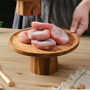 ฐานวางเค้กไม้ทรงกลม ทนทาน เป็นที่นิยม ใช้งานได้ดี เป็นมิตรกับสิ่งแวดล้อม ทนความร้อน ไม่ติดกระทะ ใช้กับเครื่องล้างจานได้ เหมาะสำหรับใช้ในครัวเรือน - Product Image 1