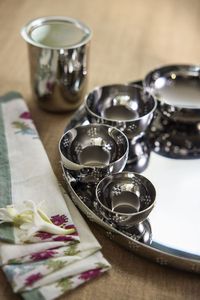 Assiettes en acier inoxydable, petit ensemble rond pour le déjeuner et le dîner, idéal pour les salades, les apéritifs, les fruits, les biscuits, les mariages, les fêtes, la maison - Best-seller - Product Image 6