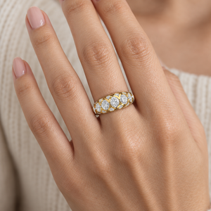 Anillo de declaración vintage de oro amarillo de 14K con banda de corte ovalado y diseño de cúpula estilo gitano, chapado en rodio, con diamante cultivado en laboratorio certificado por IGI, joyería personalizada OEM - Product Image 3