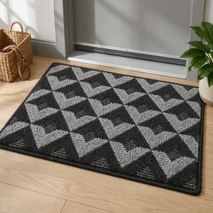 Alfombra Decorativa en Zig Zag Triangular en Tonos Grises y Plateados, Diseño Tejido Lavable para Entradas Elegantes - Product Image 6