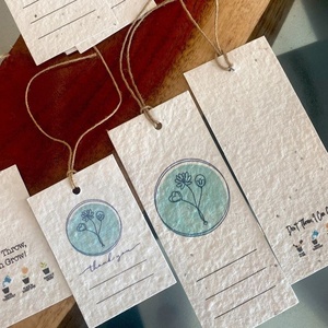 Wholesale Sustainable Deckle Edge Paper Gift Tags with String Tags for Premium Packaging Solutions Boutique Branding Tag & Lable - Product Image 4