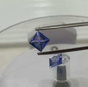 Tanzanite Naturelle Superfine, Taille Princesse Carrée 8mm, Cristal Bleu Clair Nécessitant Loupe, Pierre Précieuse en Vrac, Qualité Bijoux AAA, Vente en Gros - Product Image 5